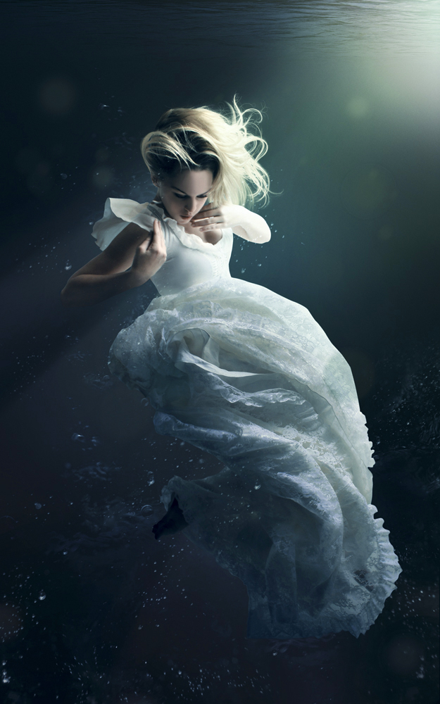 underwater photography | Fashion Freeway